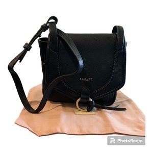 Radley London Sunray Gardens Small Leather Crossbody - Black